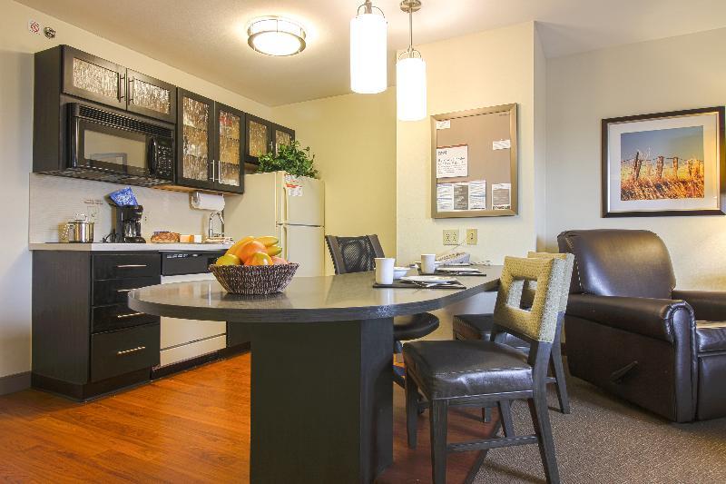 Sonesta Simply Suites St Louis Earth City Εξωτερικό φωτογραφία